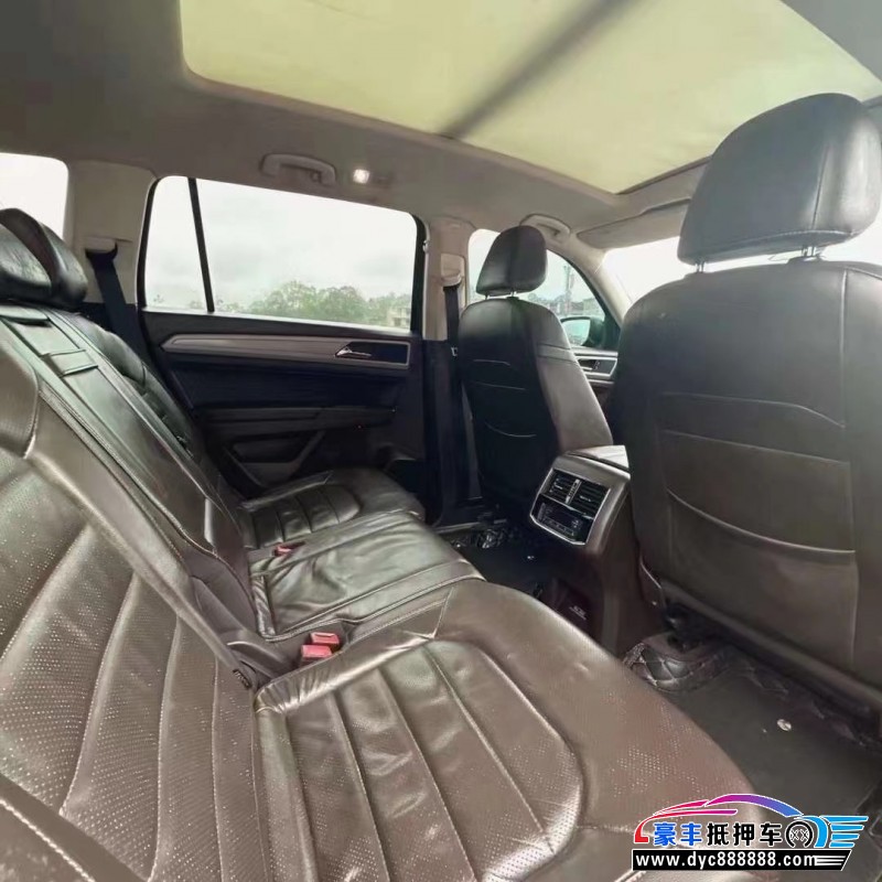 17年大众途昂轿车抵押车出售