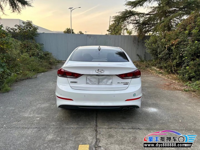 19年现代领动轿车抵押车出售