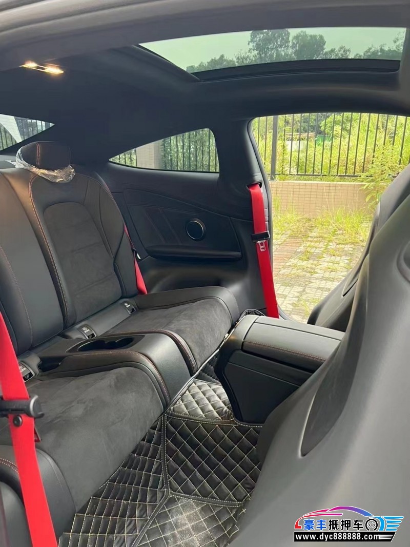 22年奔驰C轿车抵押车出售