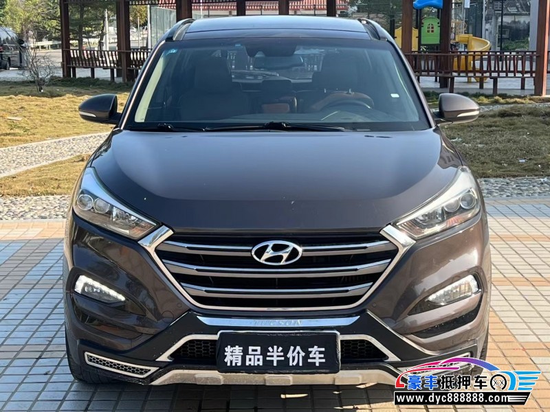 15年现代途胜轿车抵押车出售