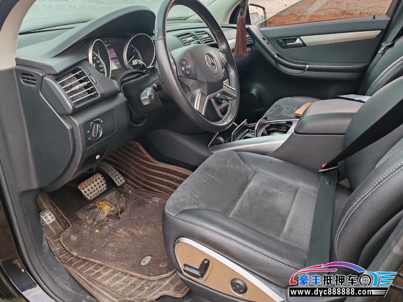 17年奔驰R轿车抵押车出售