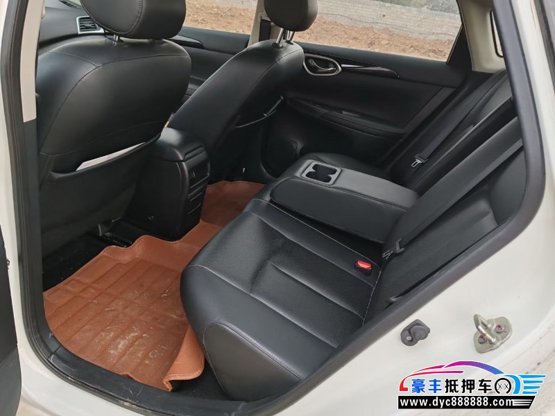 19年日产轩逸轿车抵押车出售