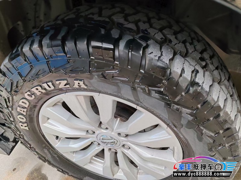 17年日产途乐轿车抵押车出售