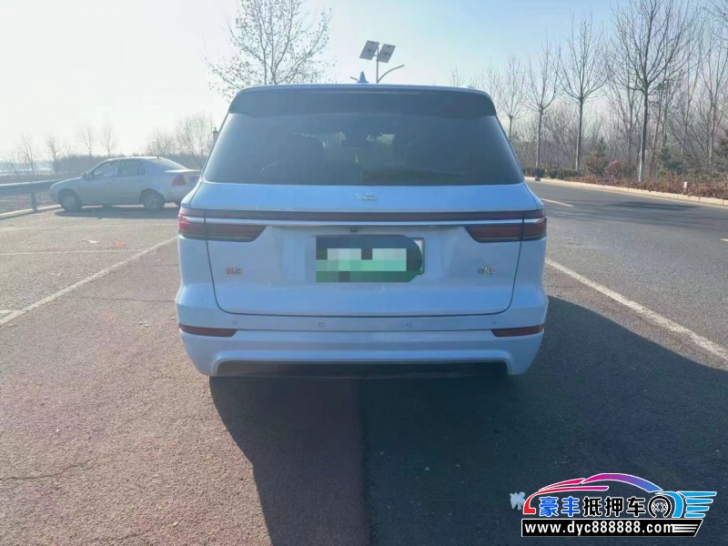 20年理想ONE轿车抵押车出售