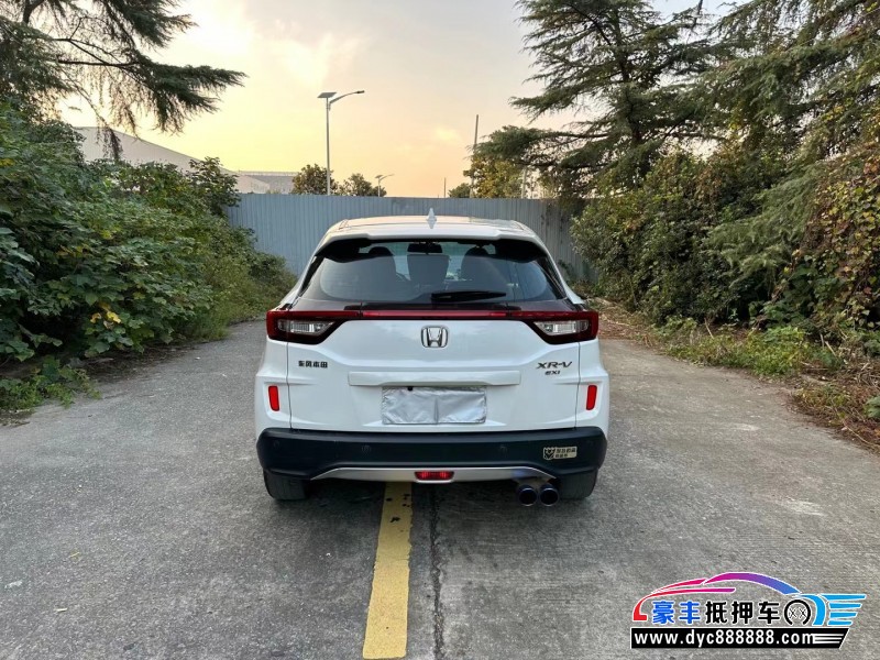 18年本田XRV轿车抵押车出售