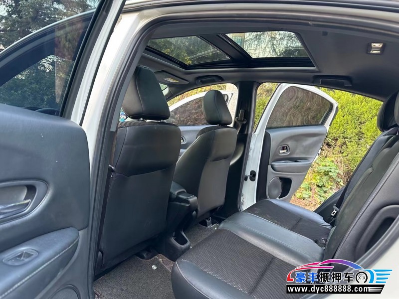 18年本田XRV轿车抵押车出售