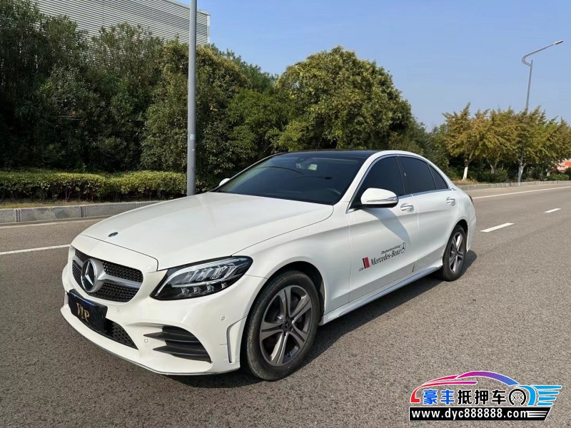 20年奔驰C轿车抵押车出售