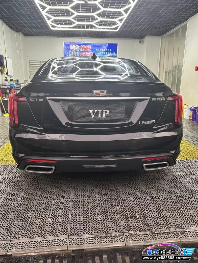 22年凯迪拉克CT5轿车抵押车出售