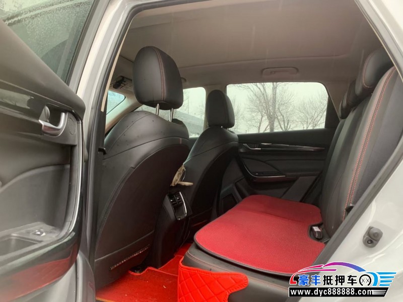 22年东风风神AX7轿车抵押车出售