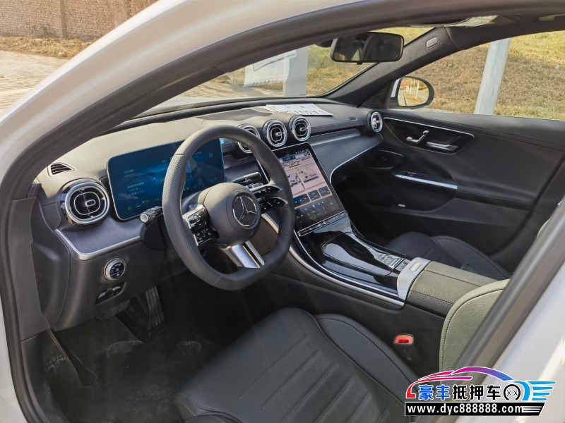 24年奔驰C轿车抵押车出售