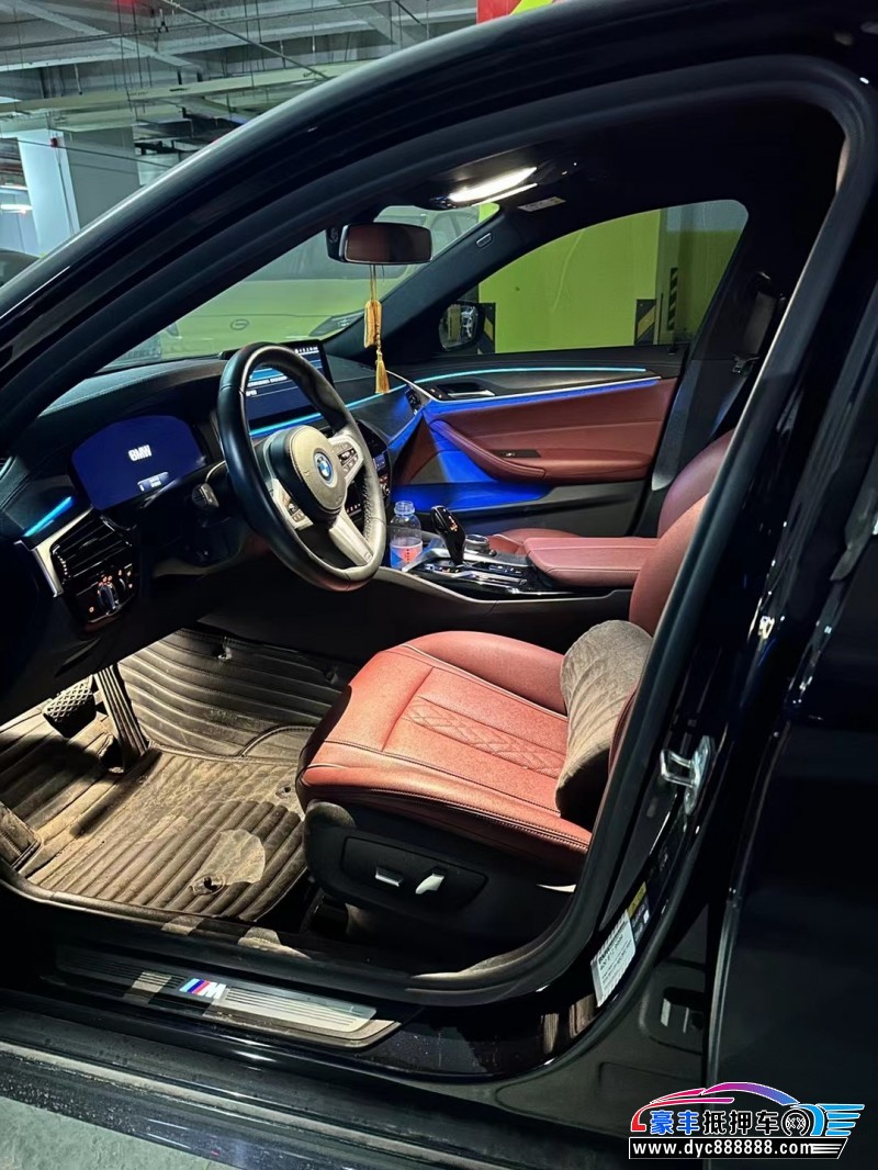 22年宝马5系轿车抵押车出售