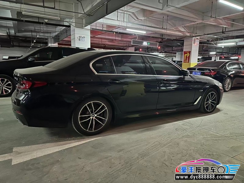 22年宝马5系轿车抵押车出售