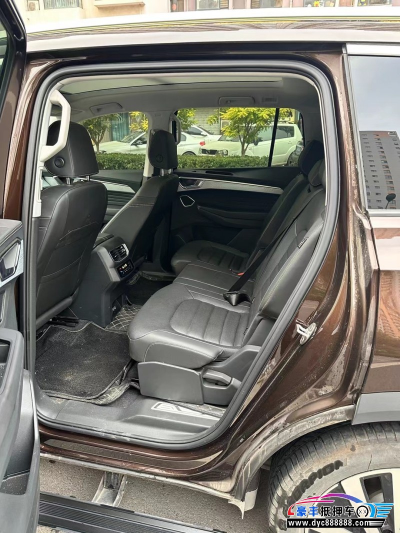 22年大众揽镜轿车抵押车出售