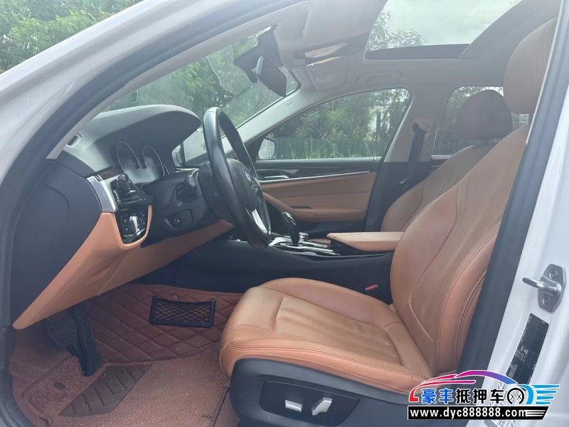 18年宝马5系轿车抵押车出售