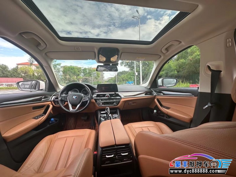 18年宝马5系轿车抵押车出售