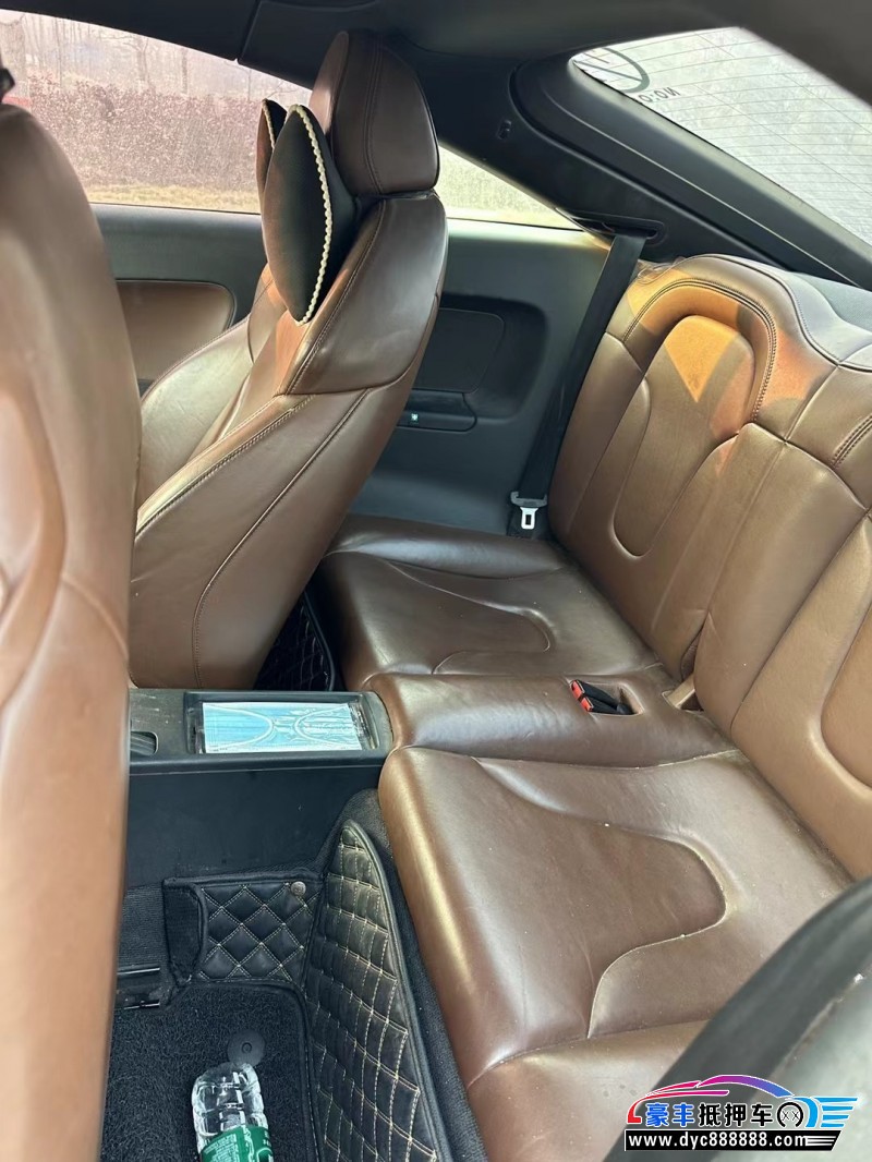 13年奥迪TT轿车抵押车出售