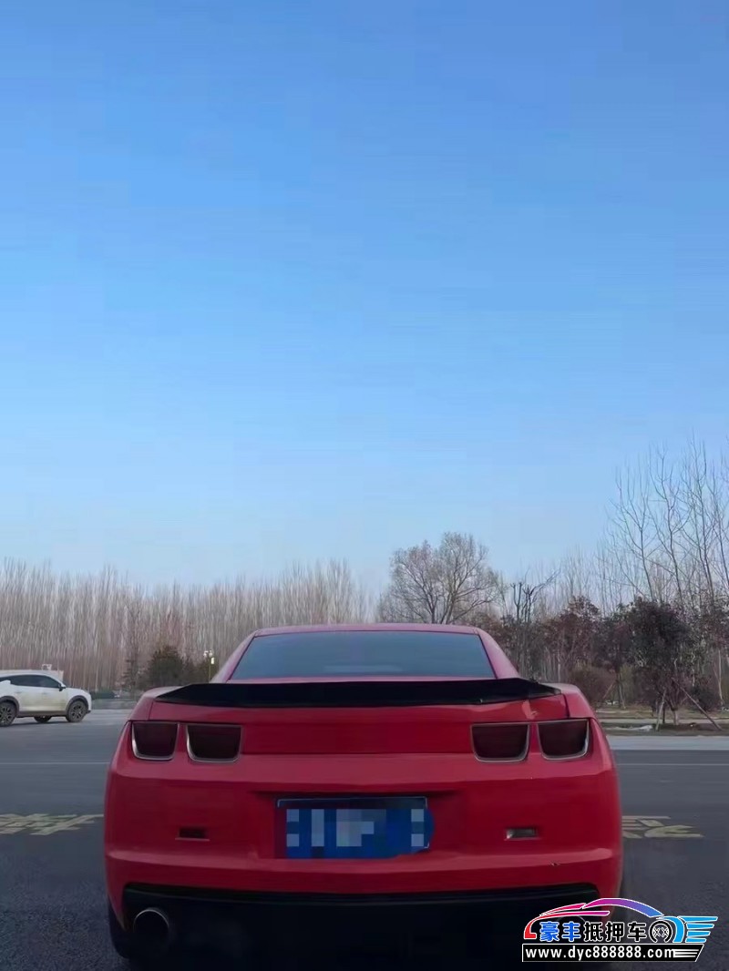 13年雪佛兰科迈罗轿车抵押车出售