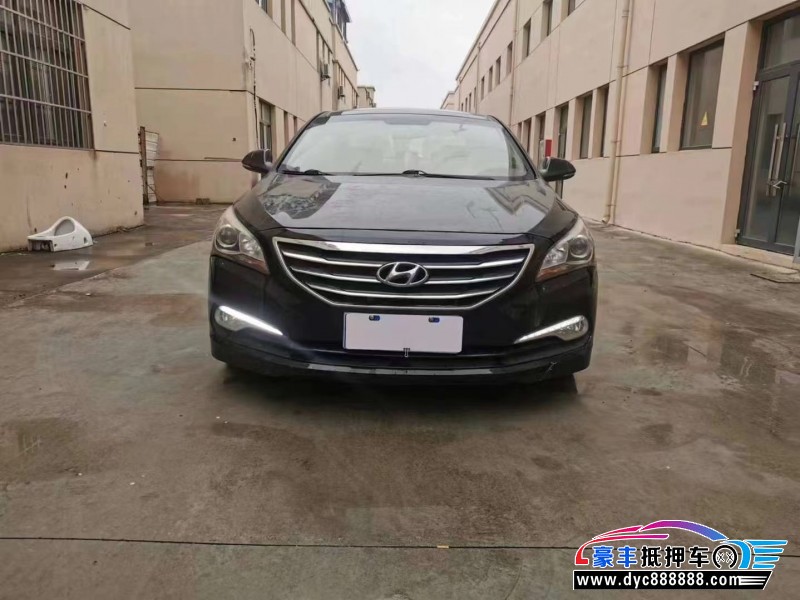 14年现代名图轿车抵押车出售