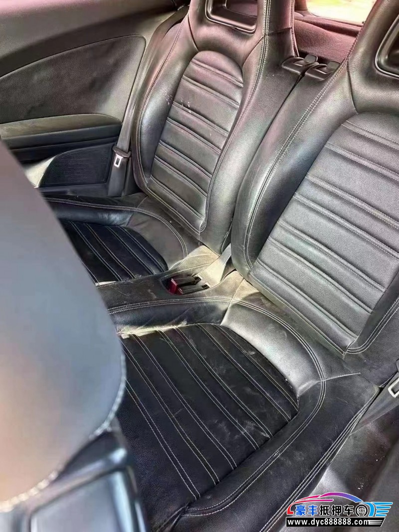 14年大众尚酷轿车抵押车出售