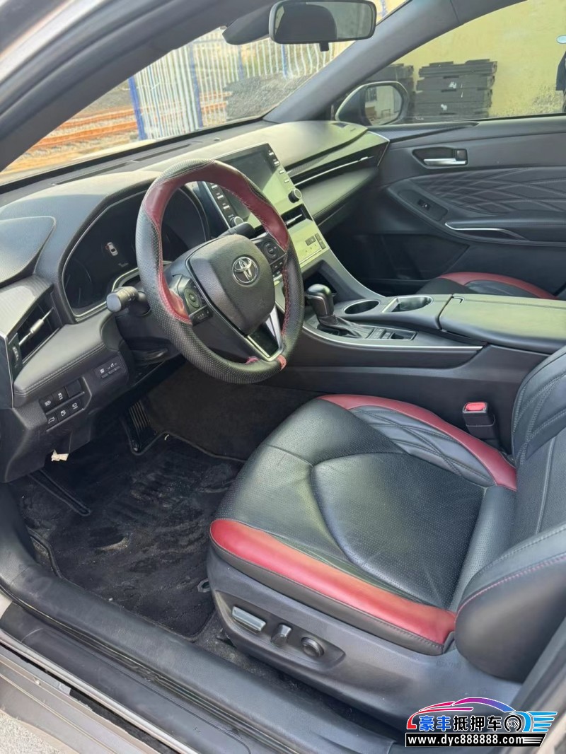 20年丰田亚洲龙轿车抵押车出售