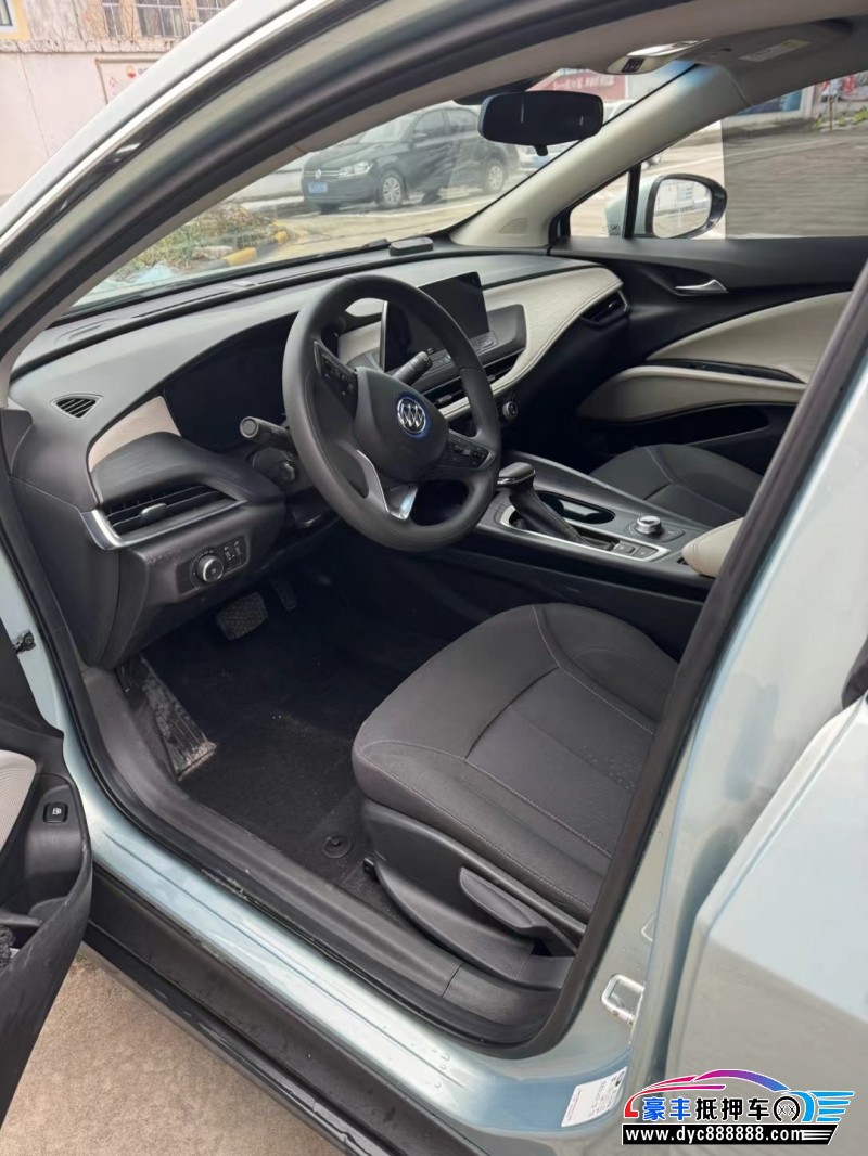 23年别克微蓝轿车抵押车出售