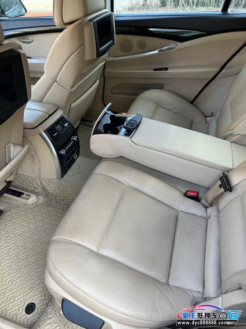 10年宝马5系轿车抵押车出售