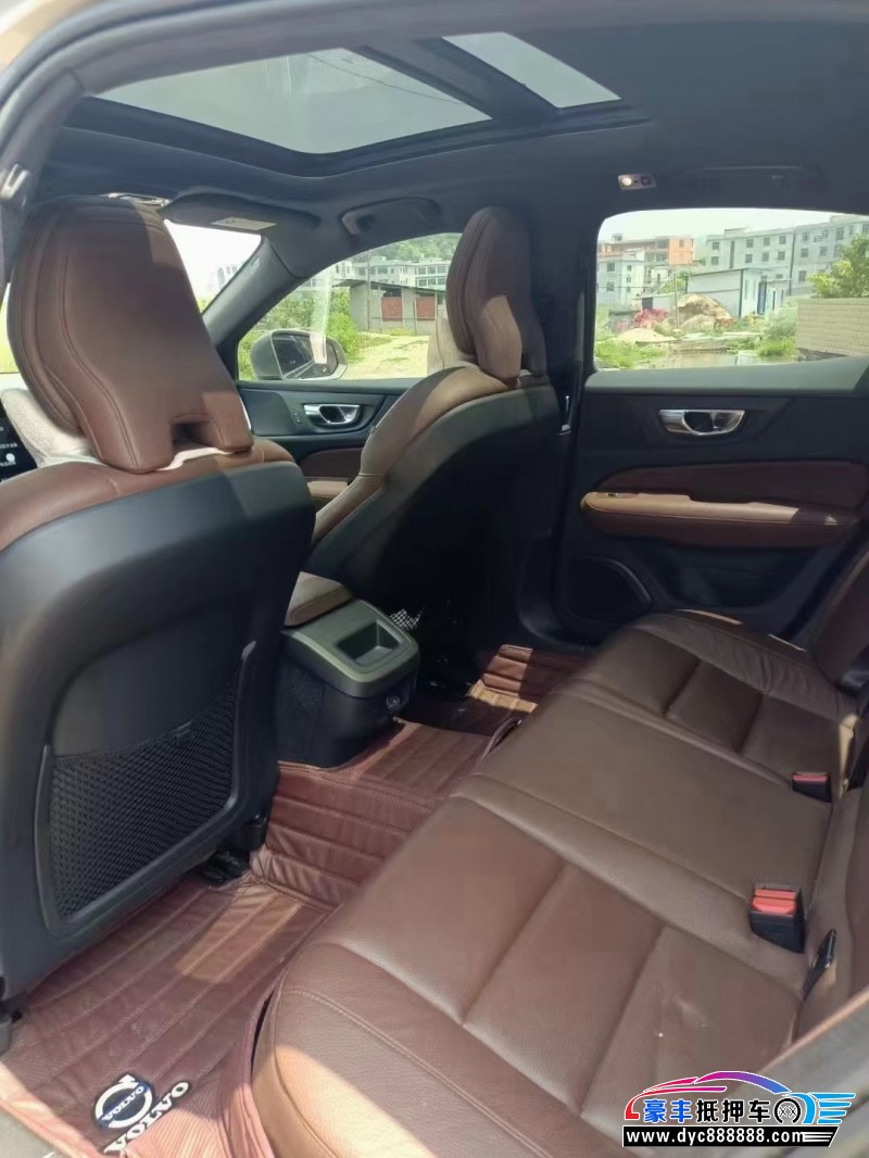 20年沃尔沃S60轿车抵押车出售