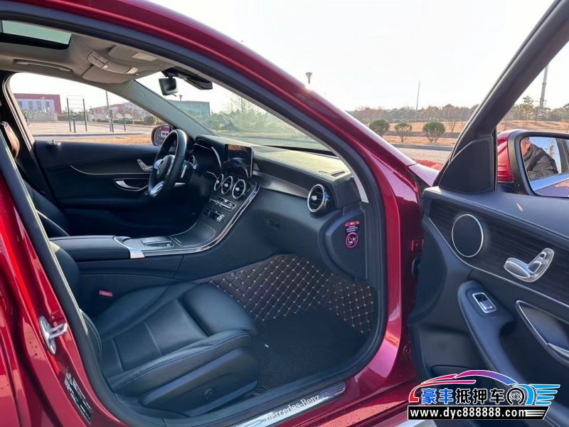 21年奔驰C轿车抵押车出售