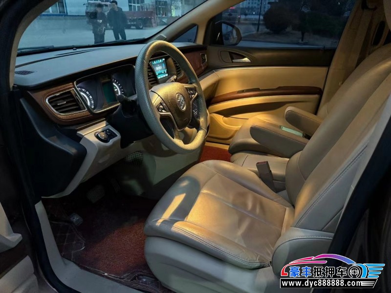 20年别克GL8MPV抵押车出售