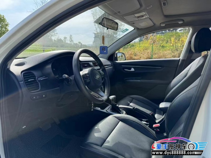 18年起亚K2轿车抵押车出售