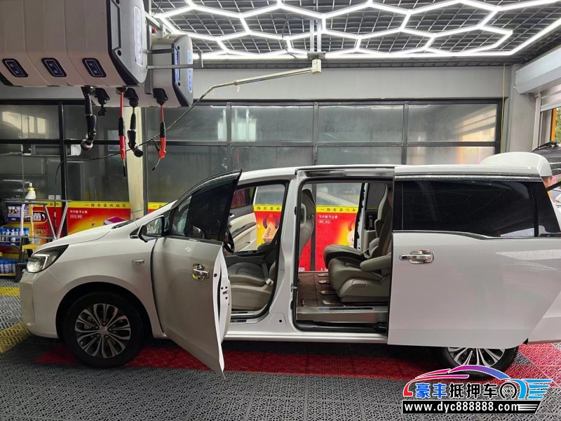 21年别克GL8MPV抵押车出售