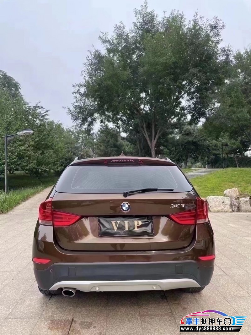 13年宝马X1SUV抵押车出售