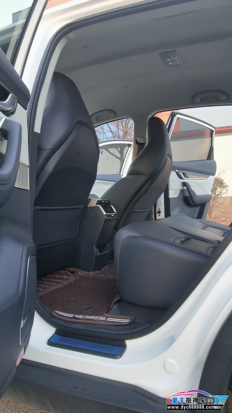 22年威马汽车ex5轿车抵押车出售