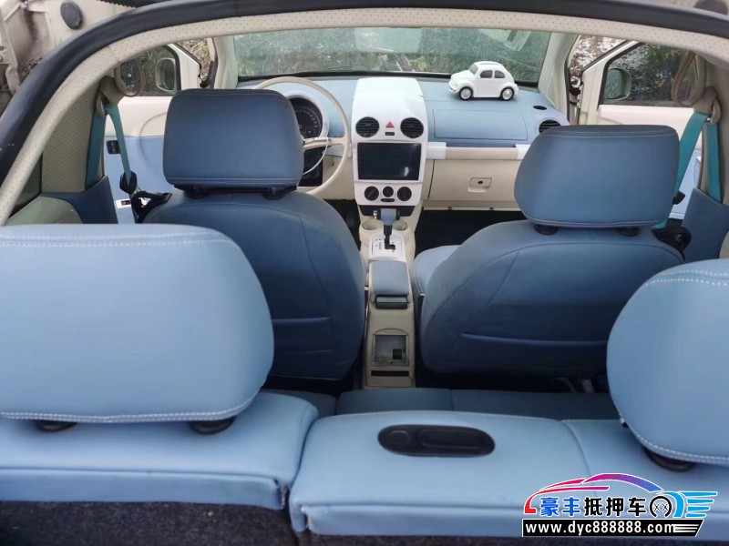 10年大众甲壳虫轿车抵押车出售