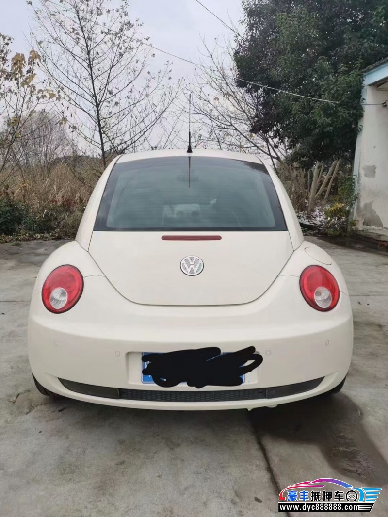 10年大众甲壳虫轿车抵押车出售
