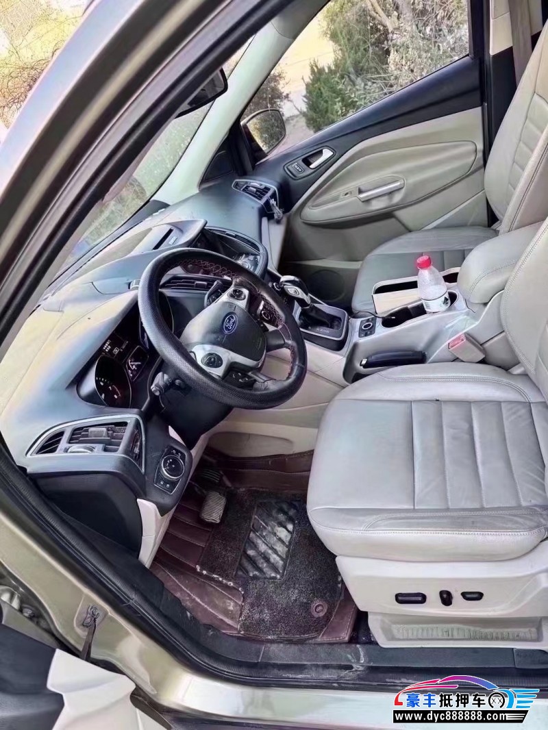 13年福特翼虎轿车抵押车出售