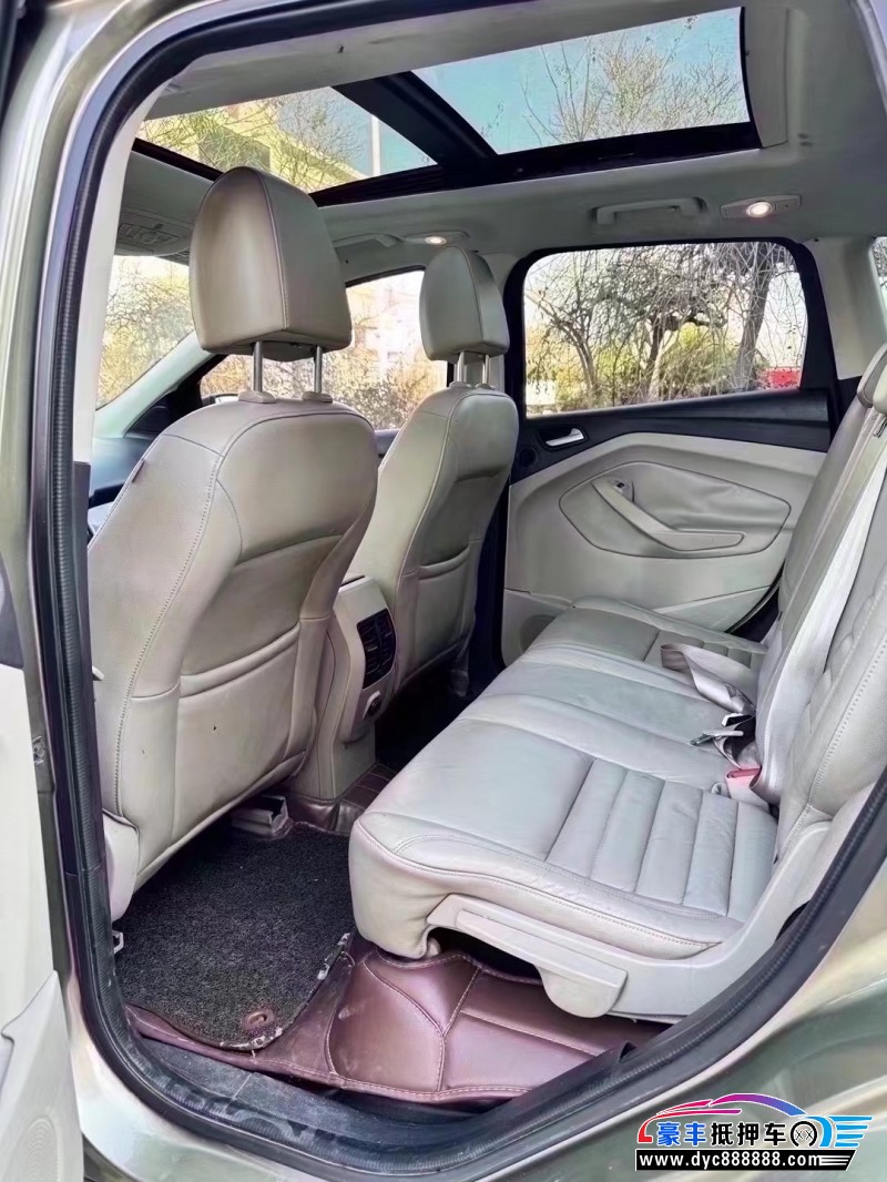 13年福特翼虎轿车抵押车出售