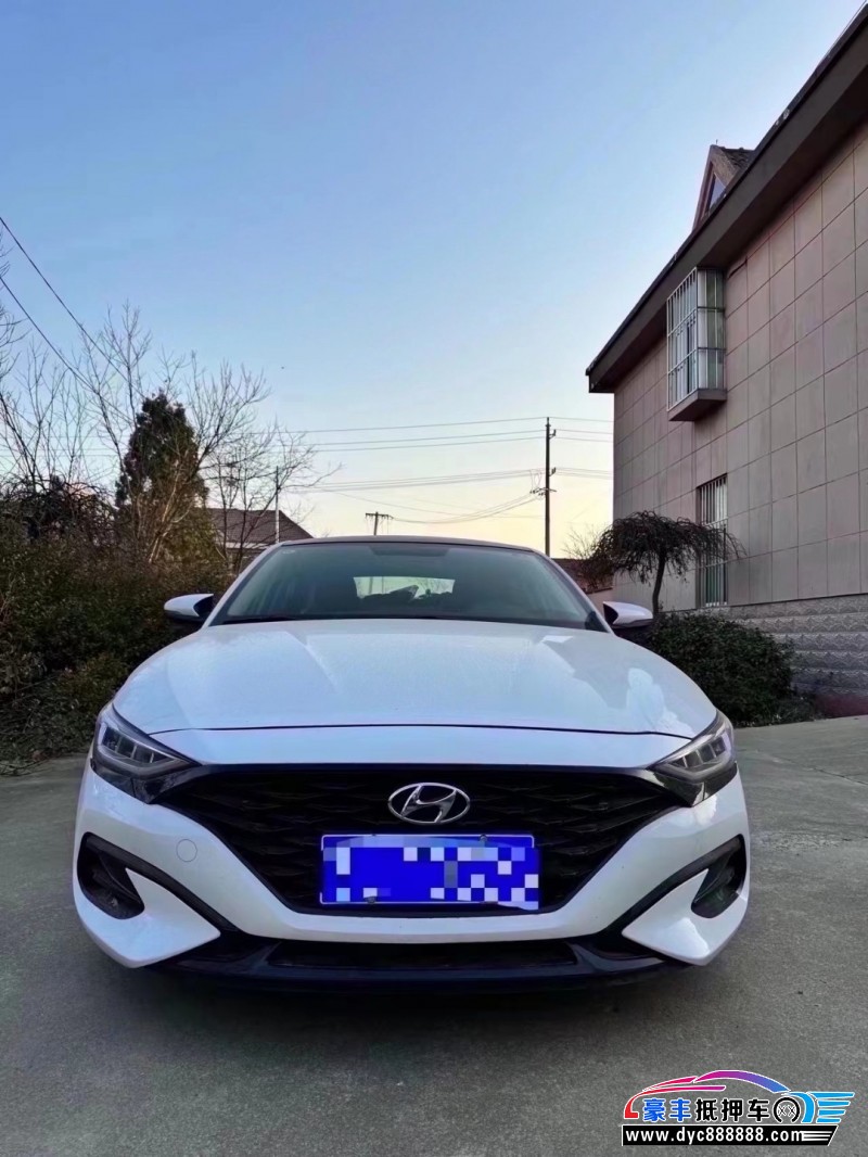 20年现代菲斯塔轿车抵押车出售