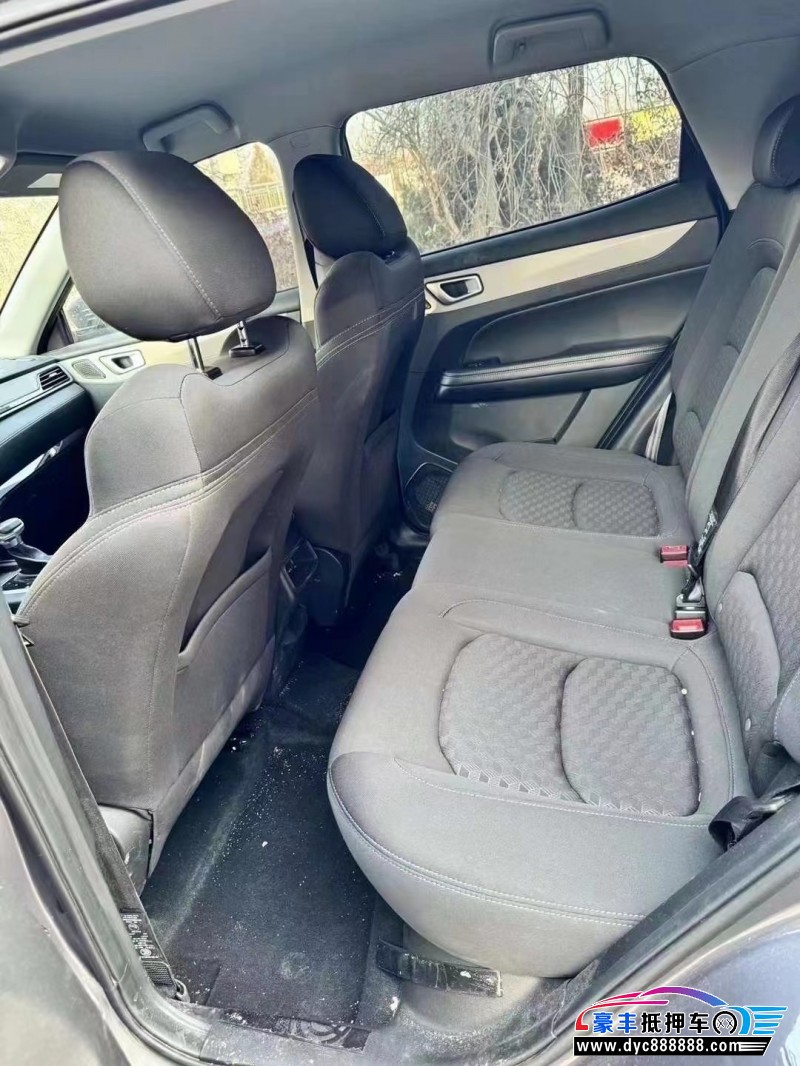 22年凯翼炫界轿车抵押车出售