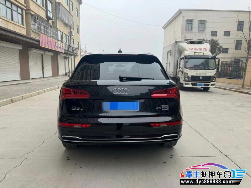 21年奥迪Q5轿车抵押车出售