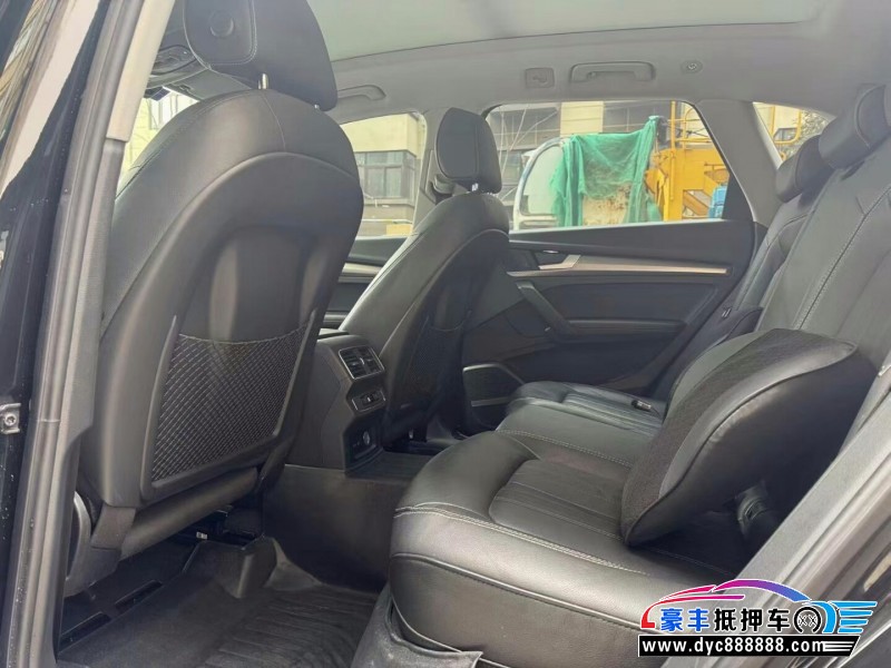 21年奥迪Q5轿车抵押车出售