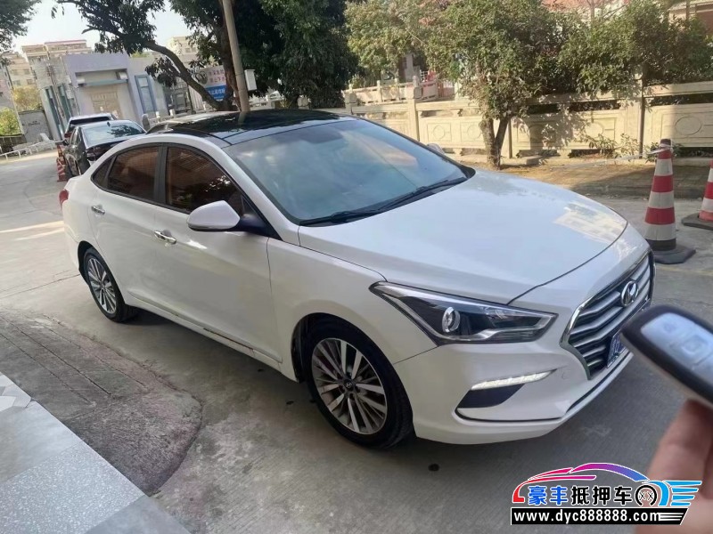 18年现代名图轿车抵押车出售