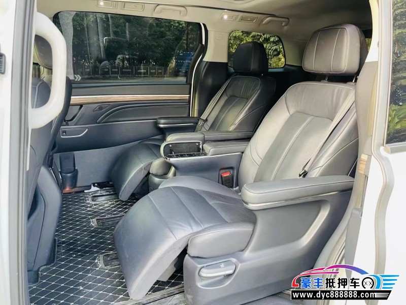 22年传祺M8轿车抵押车出售