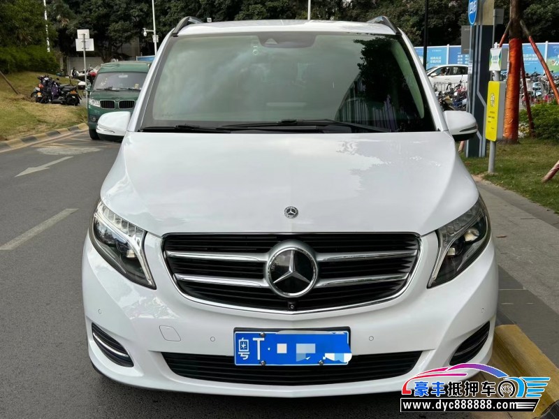 18年奔驰V轿车抵押车出售