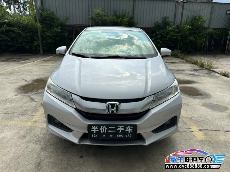 17年本田锋范轿车抵押车出售