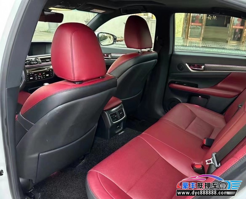 18年雷克萨斯GS轿车抵押车出售