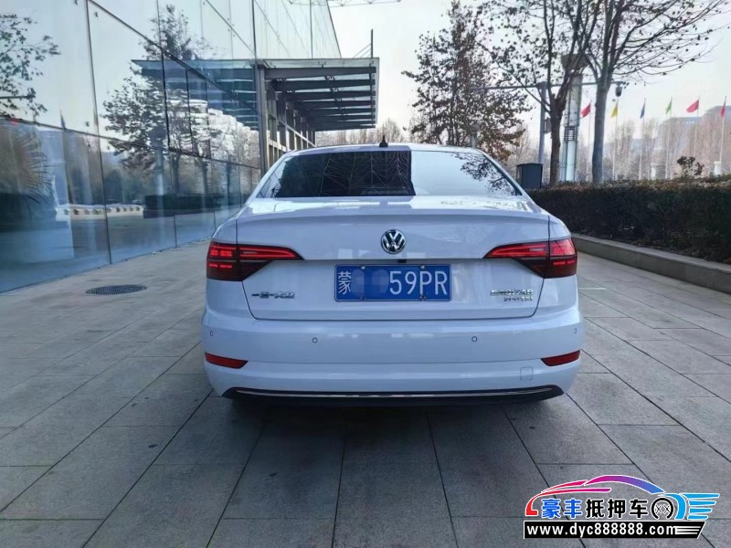 21年大众速腾轿车抵押车出售