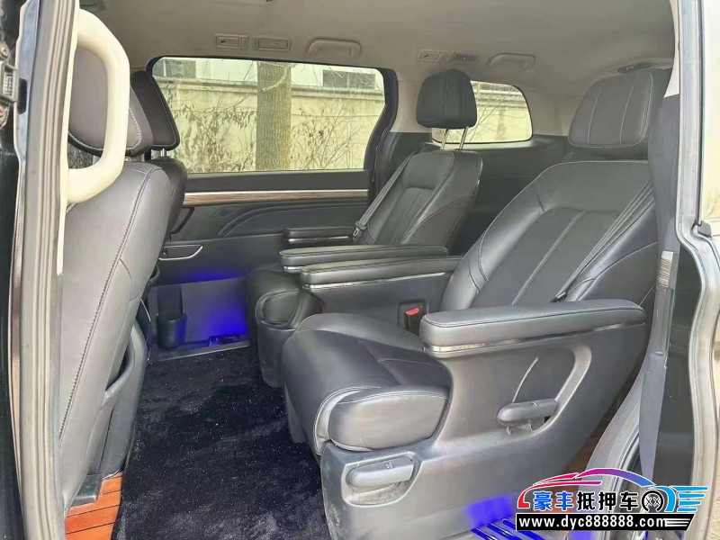 21年传祺M8轿车抵押车出售