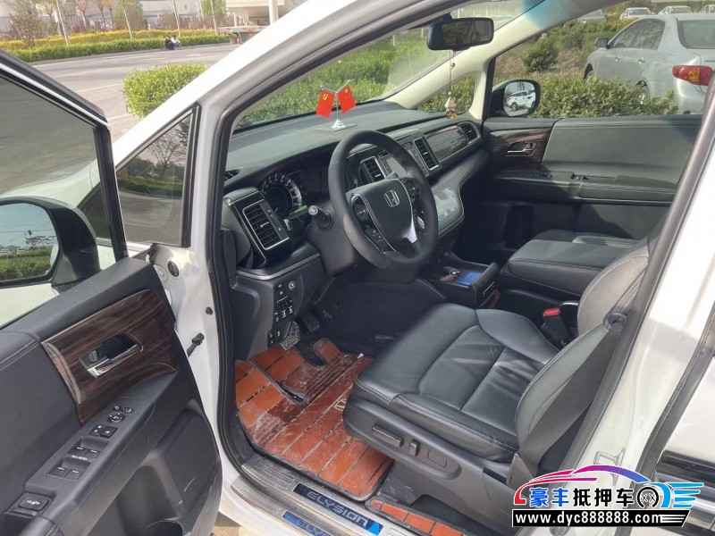 17年本田艾力绅MPV抵押车出售