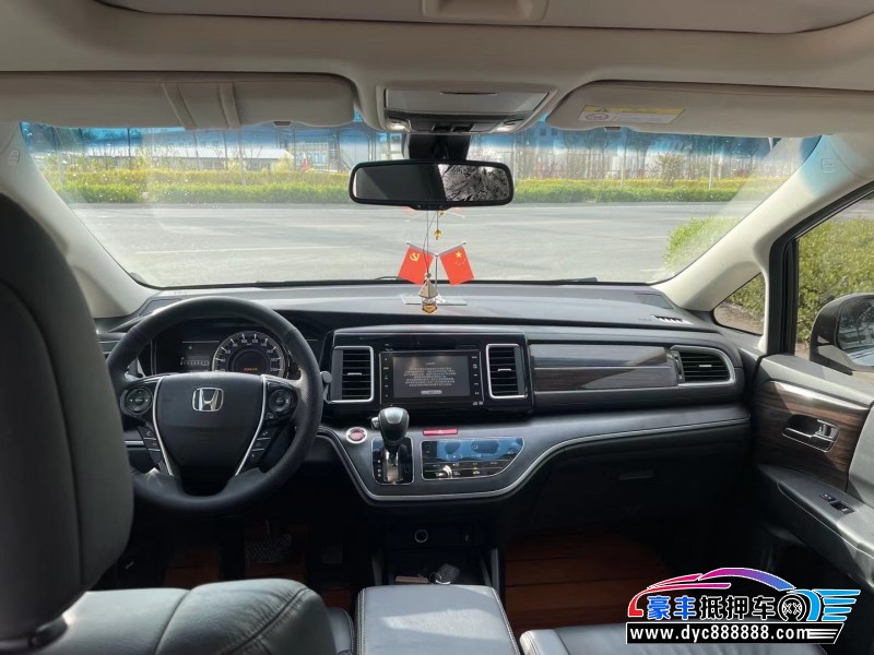 17年本田艾力绅MPV抵押车出售